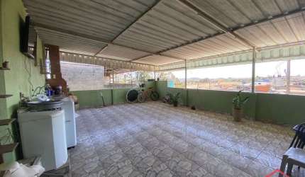 Casa com 2 quartos à venda na Rua Dr Aguiar Pessoa  (antiga Rua Dois), 36, Bela Vista, Contagem por R$ 350.000