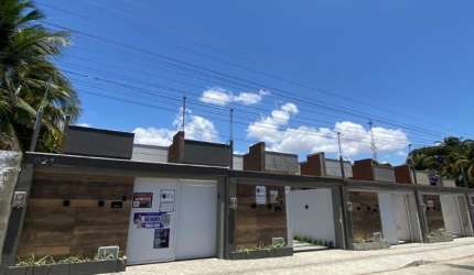 Casas Giz Jardim Icaraí 5 minutos da praia e do centro de Caucaia