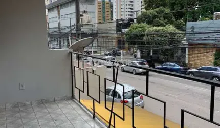 Casa com 04 quartos no Umarizal