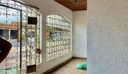 Casa com 04 quartos em Icoaraci - Conjunto da Cohab