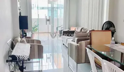 COP 30 - house in the city center