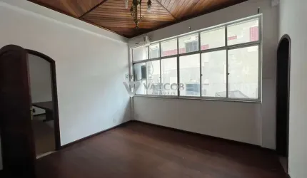 Casa comercial e residencial na José Malcher