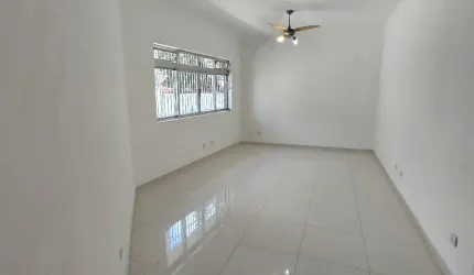 ALUGUEL DE SOBRADO COMERCIAL OU RESIDENCIAL DE 157m2 NO BAIRRO DA APARECIDA EM SANTOS-SP