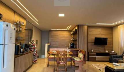 Casa Sobreposta Alta, com 4 suítes área gourmet e piscina no Bairro do Embaré