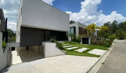 Linda casa nova e nunca habilitada no condomínio Solaia - Barueri - SP