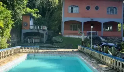 Sítio em Espinhaço à Venda