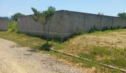 Terreno à Venda em Cotia