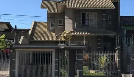 Casa dos Sonhos à Venda em Canoas