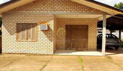 BELA CASA COM 03 DORMITÓRIOS/QUARTOS, CAJU