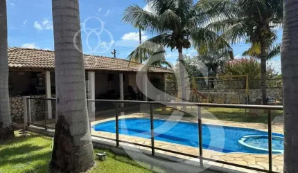 Chácara porteira fechada no Condomínio Santa Ruth