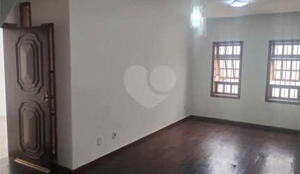 Casa com 3 quartos à venda em Jardim Pacaembu - SP