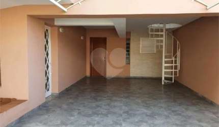 Casa com 3 quartos à venda em Vila São José - SP