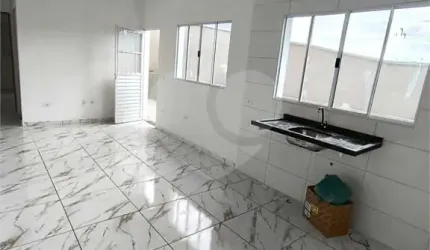 Casa com 2 quartos à venda em Vila Primavera - SP
