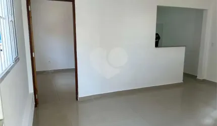 Casa de vila com 2 quartos para locação em Bela Vista - SP