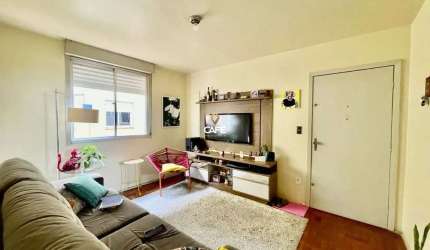 Apartamento, 2 Dormitórios, 1 Banheiro, 1 Vaga