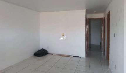 Casa com 3 dormitório e pátio