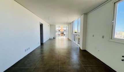 Excelente apartamento de 3 dormitórios com suíte no centro.