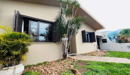Casa, 3 Dormitórios, 1 Suíte, 4 Banheiros, Espaço Gourmet, Piscina, Duque De Cax