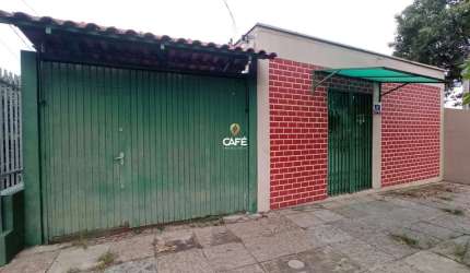 Casa De 3 Dormitórios, Sala De Estar, Banheiro Social, Cozinha, Área de Serviço,