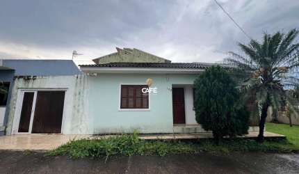 Casa à venda, 2 dormitórios, em condomínio fechado