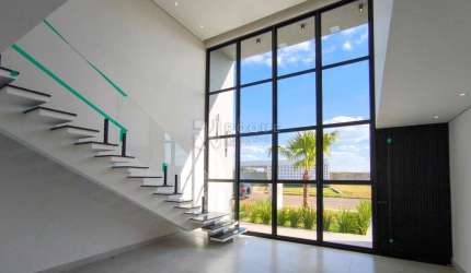 Casa Nova à Venda no Condomínio Fazenda Itapema – Conforto, Sofisticação e Lazer Completo!