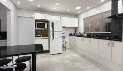 Casa no jardim do Lago