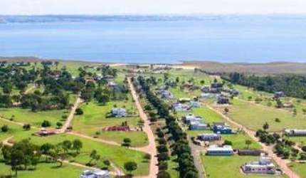 Terreno em condomínio à venda no bairro Riviera de Santa Cristina I