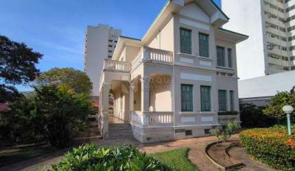 Casa Residencial para aluguel no bairro Centro