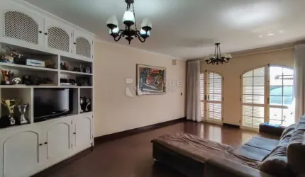 Casa Residencial à venda no bairro Vila São João