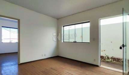Casa Residencial à venda no bairro Centro