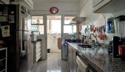 Apartamento à venda no bairro Centro