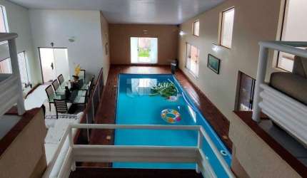 Casa sobrado em condomínio com 3 dormitórios e 1 suíte. Aceita financiamento.