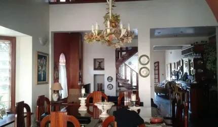 Casa em condomínio à venda no bairro Parque São Bento