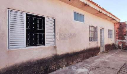 Casa Residencial à venda no bairro Vila Claudia