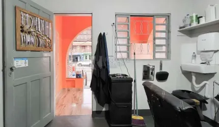 Casa Comercial à venda no bairro Vila Queiroz