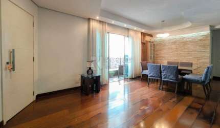 Apartamento à Venda – Amplo e Bem Distribuído