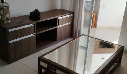 Apartamento em excelente estado e ótima localização.