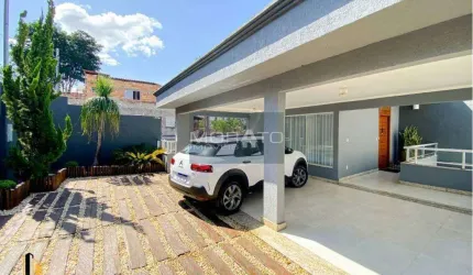 Casa de 4 Quartos, Bairro Trevo 4 vagas de garagem
