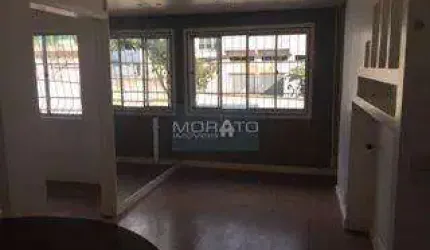 Apartamento Duplex com 4 quartos sendo 1 suíte com 1 vaga de garagem no bairro Cabral.