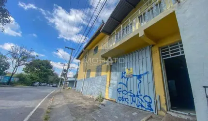 galpão comercial, localizado a poucos passos da estação de metrô