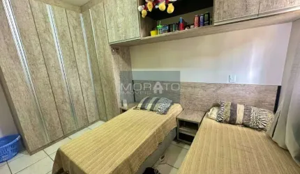 Linda Casa Geminada Com entrada individual 3 quartos com suíte