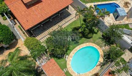 Casa com 4 quartos, 2 suites, 8 vagas - Bairro São Luiz