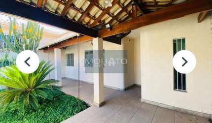 Casa com 3 Quartos e 4 banheiros à Venda, Bairro Jardim Riacho das Pedras
