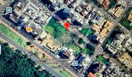 Lotes de 420m² no Bairro Castelo