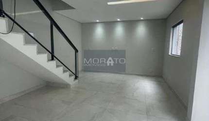 Casa 03 Quartos, 3 Banheiros, 3 Vagas de Garagem, no Bairro Riacho das Pedras