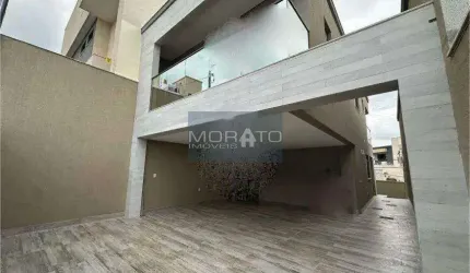 Casa 3 Quartos, 1 Suíte, 4 Vagas no Bairro Europa