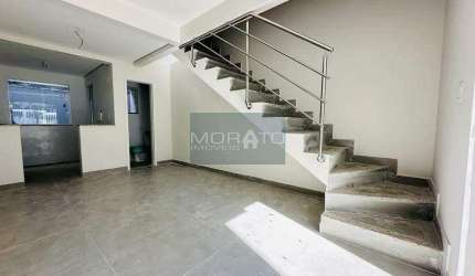 Casa Duplex 3 Quartos Suíte sendo 1 vaga de garagem no Bairro Planalto