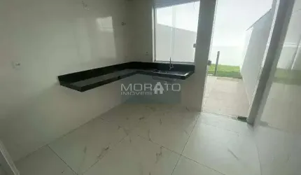 Casa Geminada entrada individual 2 quartos 2 suítes e 2 vagas no bairro Santa Branca.