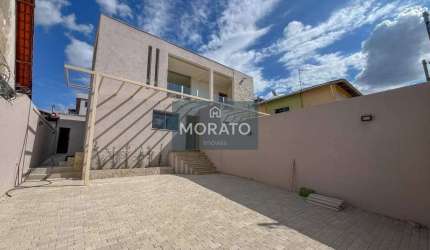 Casa 3 quartos, suíte, 3 Vagas de Garagem, no bairro Santa Rosa