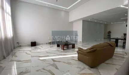 Casa 4 quartos sendo 1 master com hidromassagem e 2 suítes Bairro Estância Silveira.